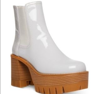 Madden Girl Gotcha Mega-Lug Platform Chelsea Booties